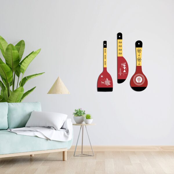 warli-art-wooden-wall-hanger-spoons-for-home-office-living-room-gift-wall-decoration